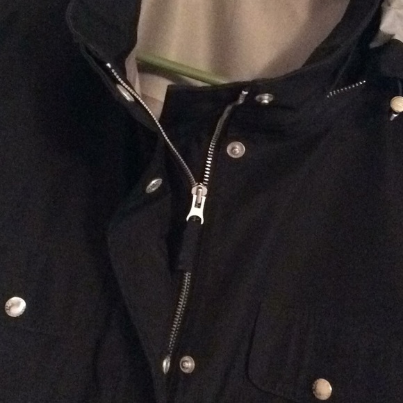 Lands’ End Women’s Rain Jacket ☔️ - Picture 2 of 13